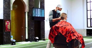 Noktara - Moschee erweitert Gottesdienst um Friseurbesuch