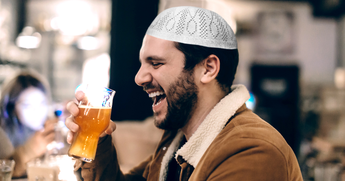 Noktara - Muslime tieftraurig über Alkoholverbot und Sperrstunde
