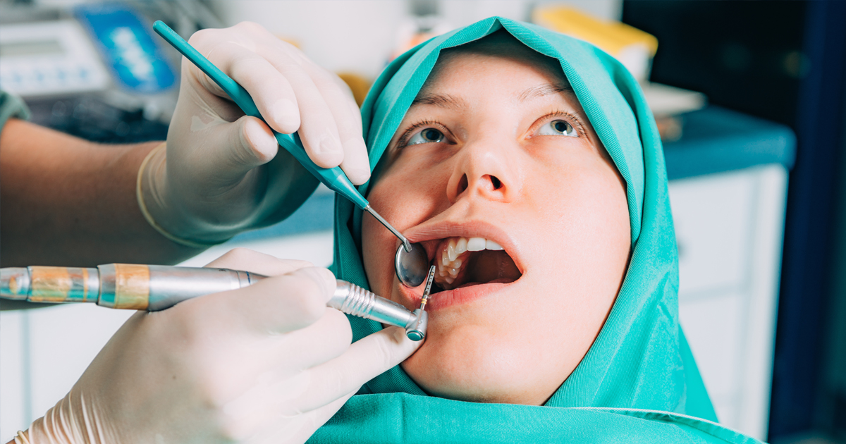 Noktara - Muslimischer Zahnarzt- In dieser Praxis machen Muslimas den Mund auf