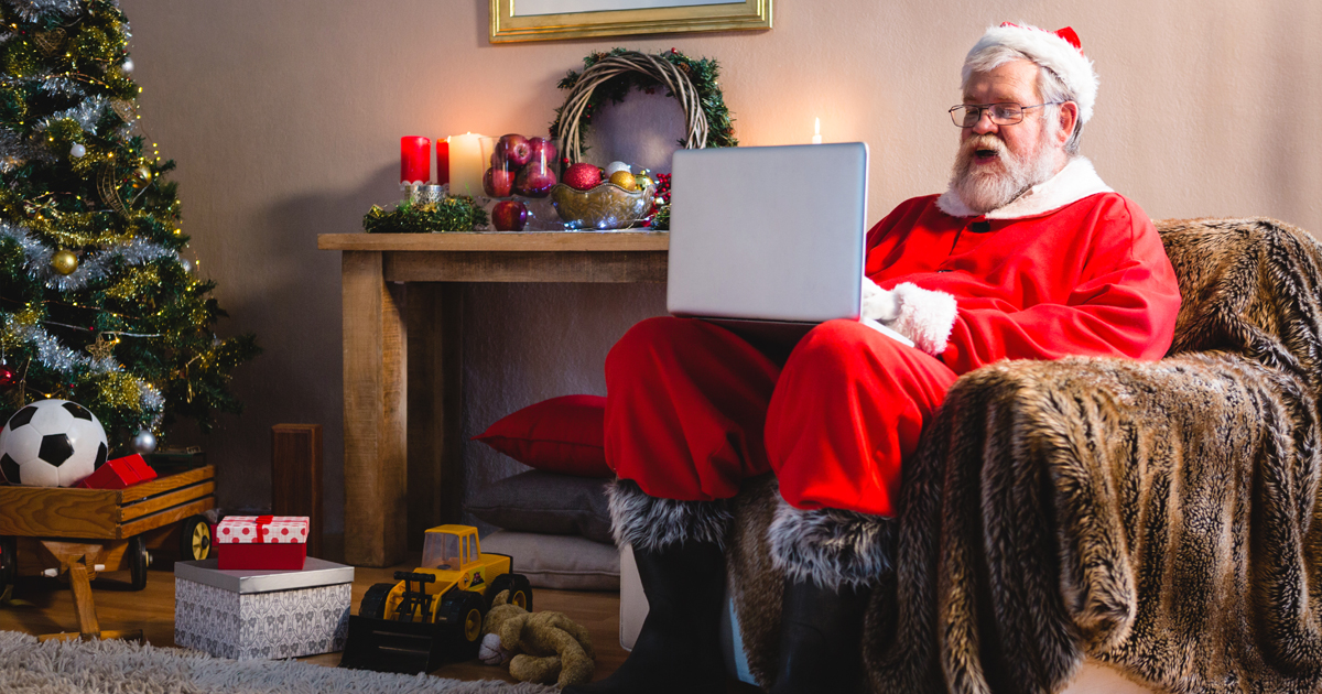 Noktara - Weihnachtsmann erledigt seine Arbeit aus dem Home Office