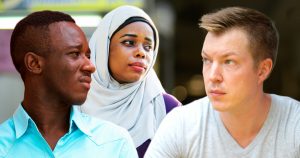 Noktara - Weißer fühlt sich diskriminiert, weil er als einziger nicht diskriminiert wird - Rassismus gegen Weiße